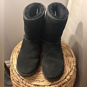 Kookaburra Black Suede Boots (Fuzzy Inside) Size 9